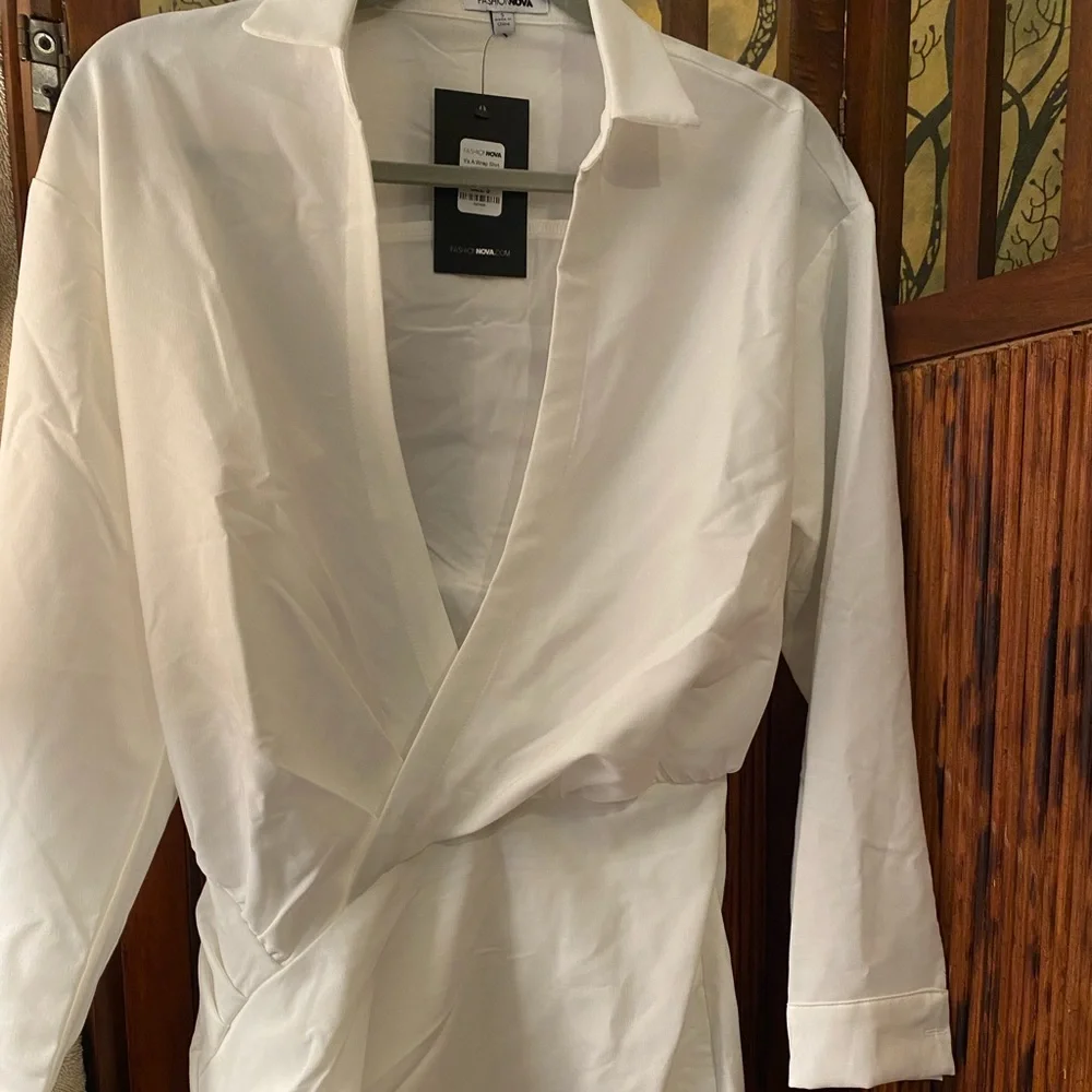 NWT Fashion Nova Wrap Shirt Dress. Out of stock online!! - Picture 5 of 6
